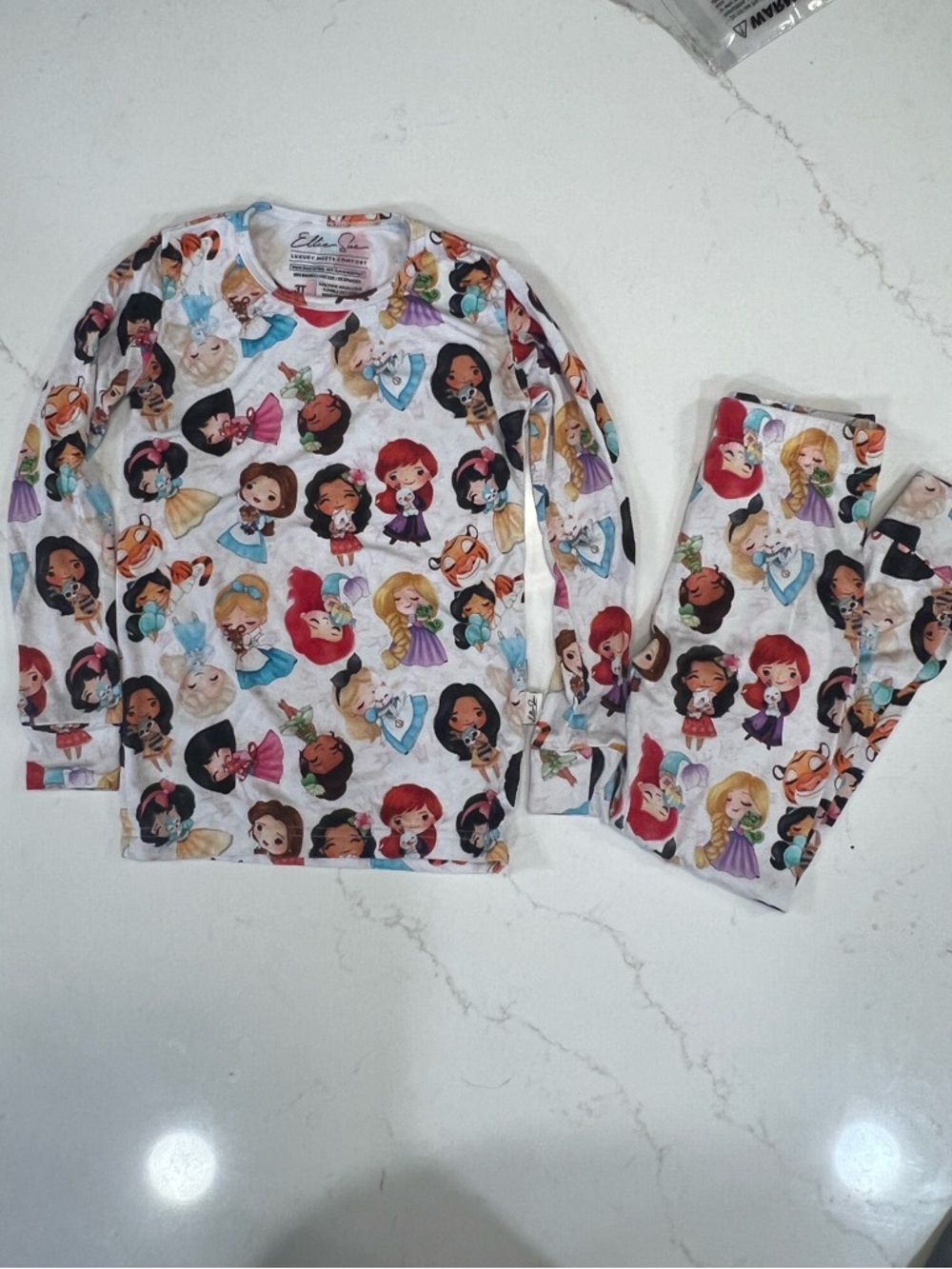 Girls White Princess Character Print Pajama Set
